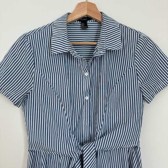 Forever 21 shirt dress French style tied up modern Aline - Picture 2 of 8